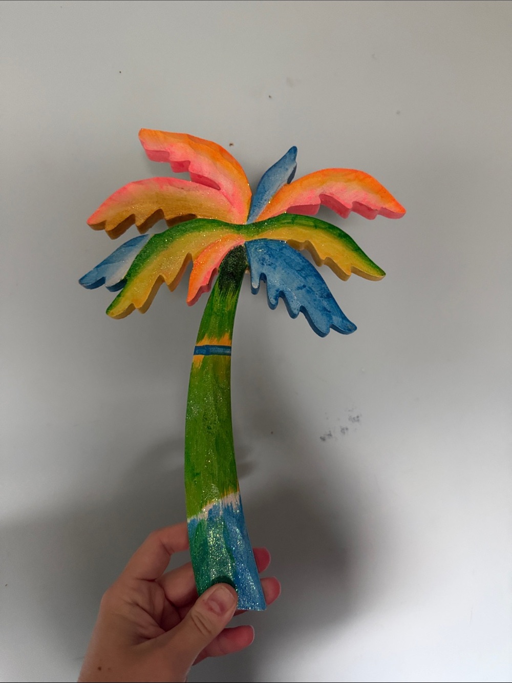 Hand-Painted Colorful Palm Tree Wall Decor - Vibrant Multicolor